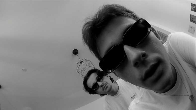 кадр из фильма Bzzzzz