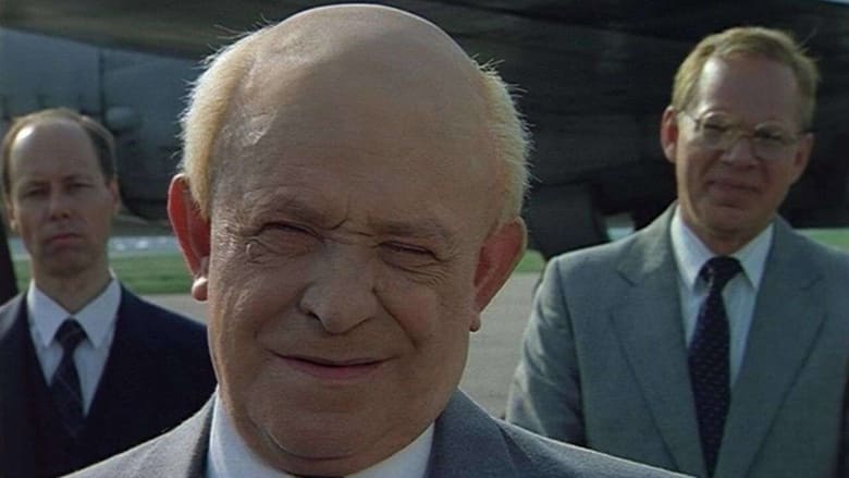 кадр из фильма Серые волки