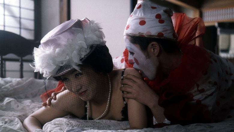 кадр из фильма 江戸川乱歩猟奇館　屋根裏の散歩者