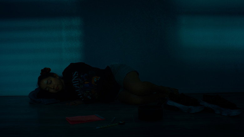 кадр из фильма Sonder