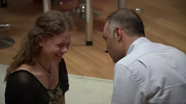 кадр из фильма Ev