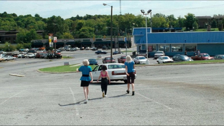 кадр из фильма Гуммо