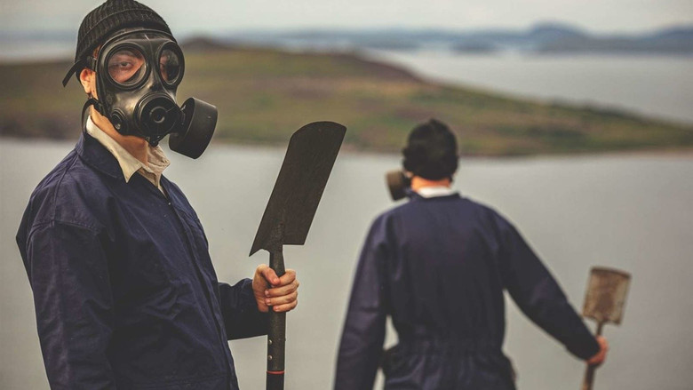 кадр из фильма The Mystery of Anthrax Island