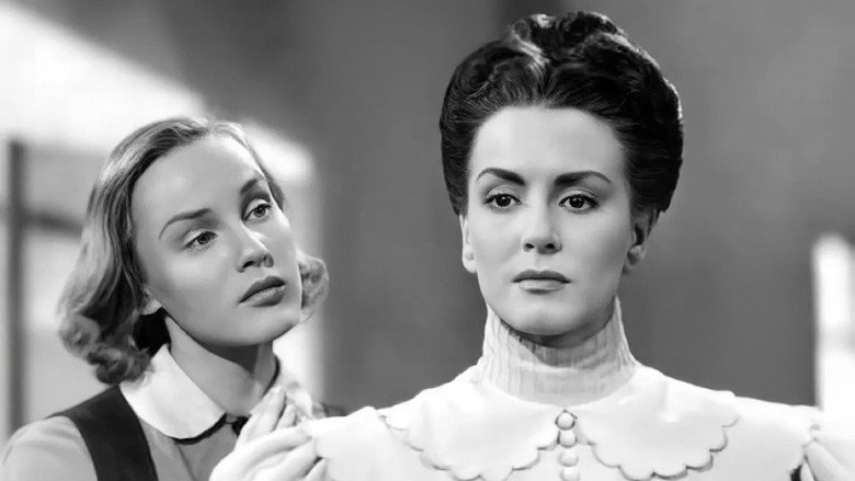 кадр из фильма Muchachas de uniforme