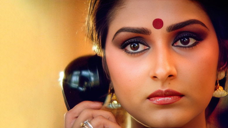 кадр из фильма Фотография в свадебном альбоме