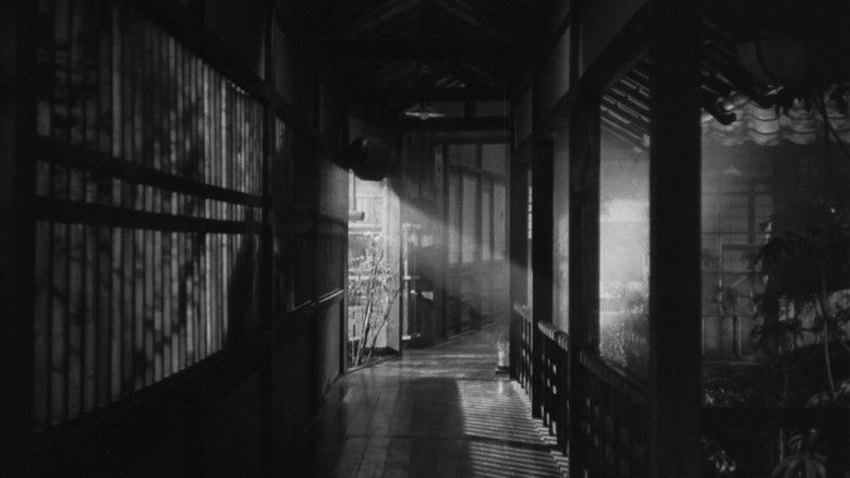 кадр из фильма Пока не взошла Луна