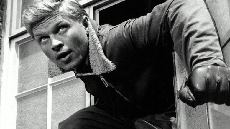 кадр из фильма Тот, кто сбежал