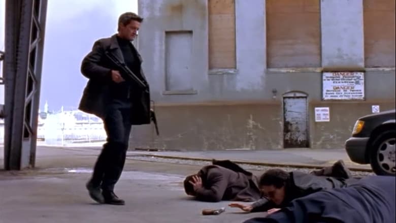 кадр из фильма Пока не грянул гром