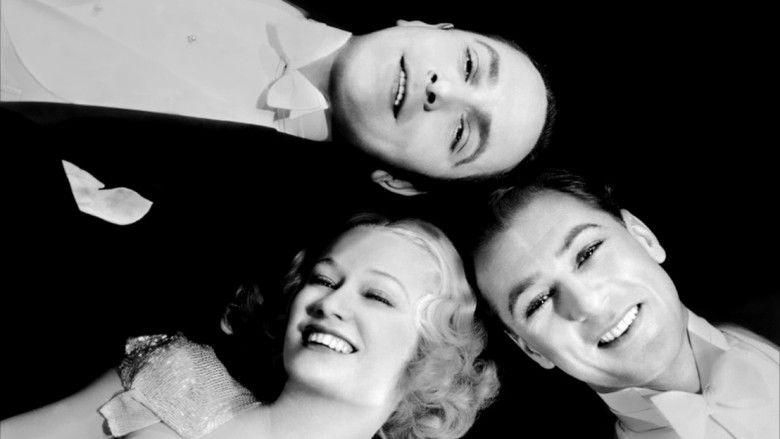 кадр из фильма Серенада трех сердец