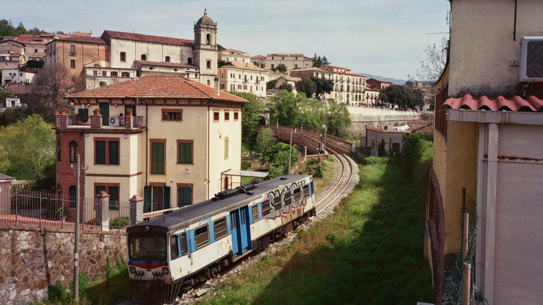 кадр из фильма Cosenza