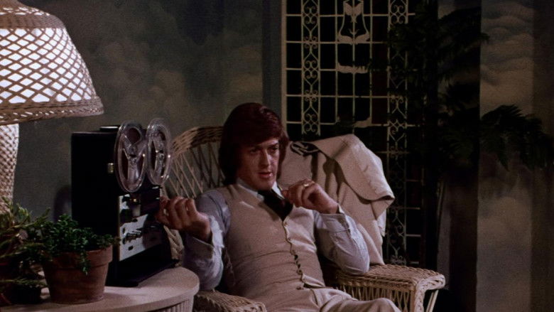 кадр из фильма Мессия зла