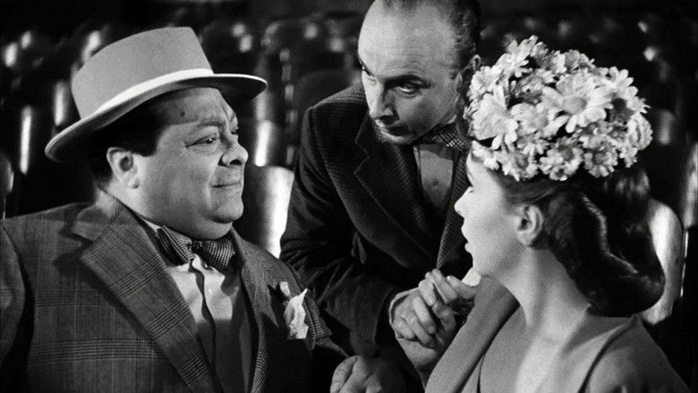 кадр из фильма Собачья жизнь