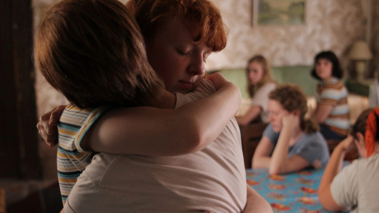 кадр из фильма Фоксфайр, признание банды девушек