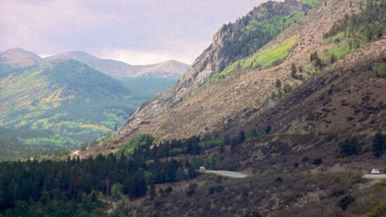 кадр из фильма Бурый кролик