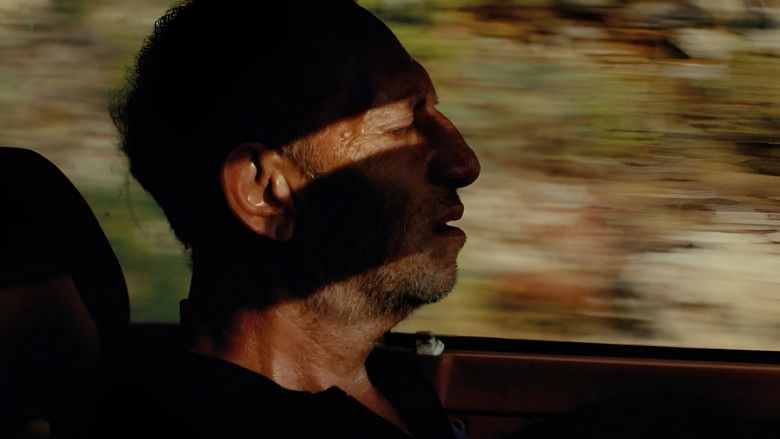 кадр из фильма Moondove