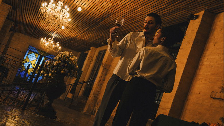 кадр из фильма Ouroboros