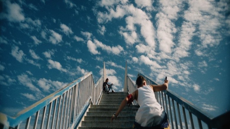 кадр из фильма Una sterminata domenica