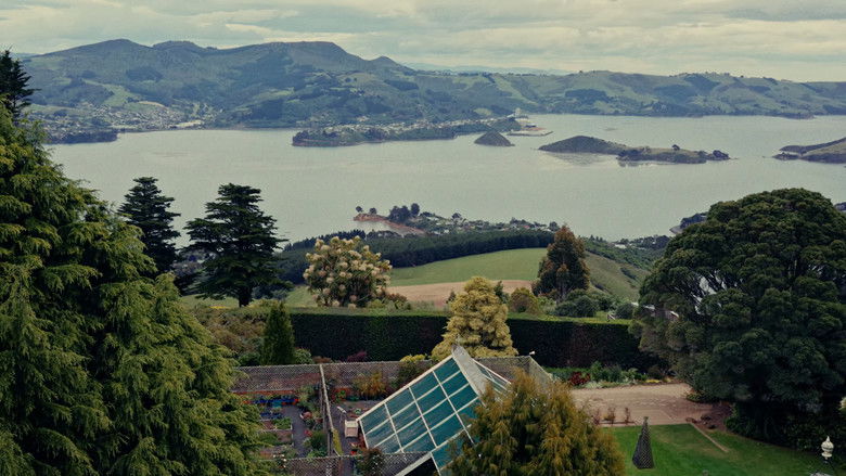 кадр из фильма New Zealand