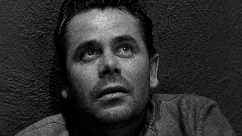 кадр из фильма Convicted