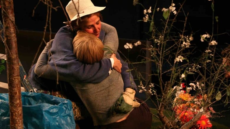 кадр из фильма Les Éphémères