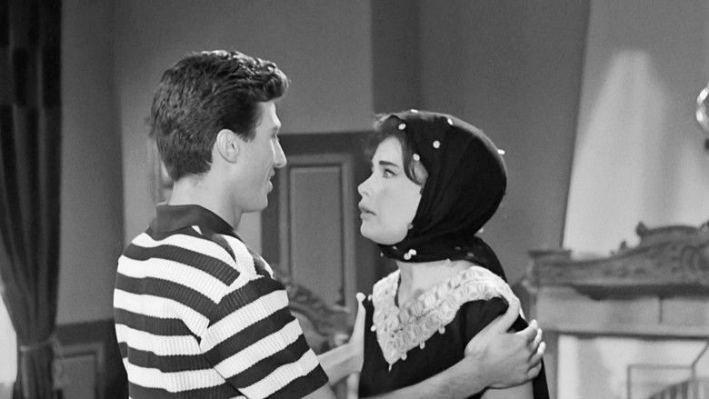 кадр из фильма Ποια Είναι Η Μαργαρίτα