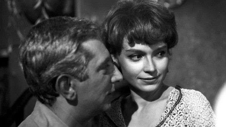 кадр из фильма Закон и кулак