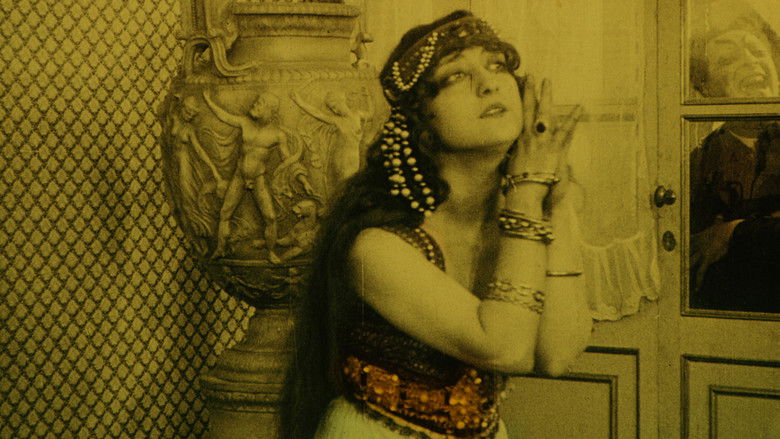 кадр из фильма Rapsodia Satanica