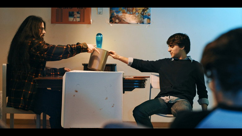 кадр из фильма Gli Effetti del Golem Acido della Distruzione