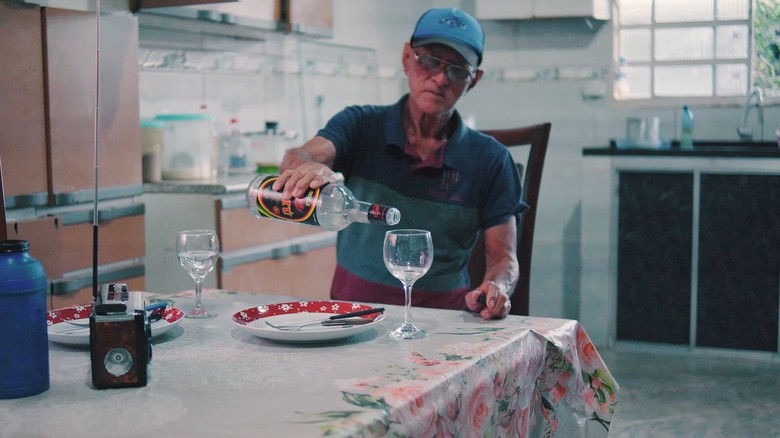 кадр из фильма Voltarei