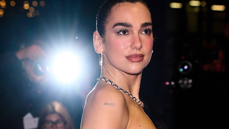Dua Lipa - Unstoppable
