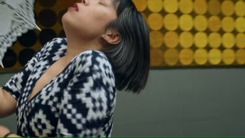 кадр из фильма The Responsive Body