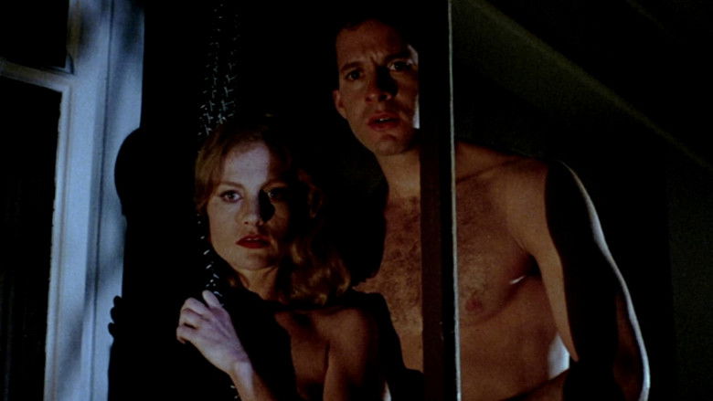 кадр из фильма Окно спальни