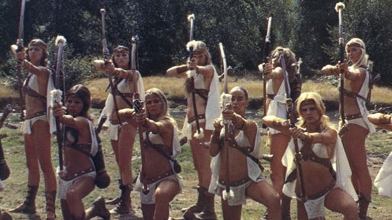 кадр из фильма Амазонки и супермен