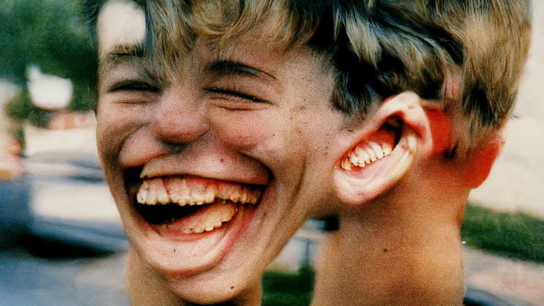 кадр из фильма Counterfeit Poast