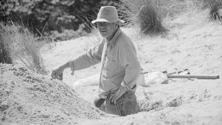 кадр из фильма Desert Dog