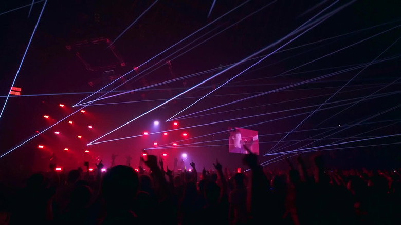 кадр из фильма BiSH SPARKS “This is not BiSH except BiSH” EPiSODE 4 at 日本ガイシホール