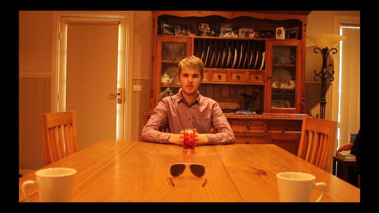 кадр из фильма A Pen With No Ink