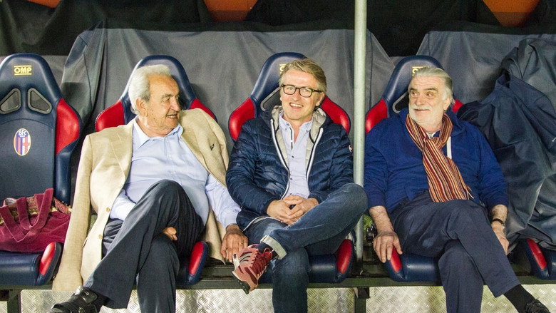 кадр из фильма Mi chiamo Renato - I 90 anni rock'n'gol dello stadio di Bologna