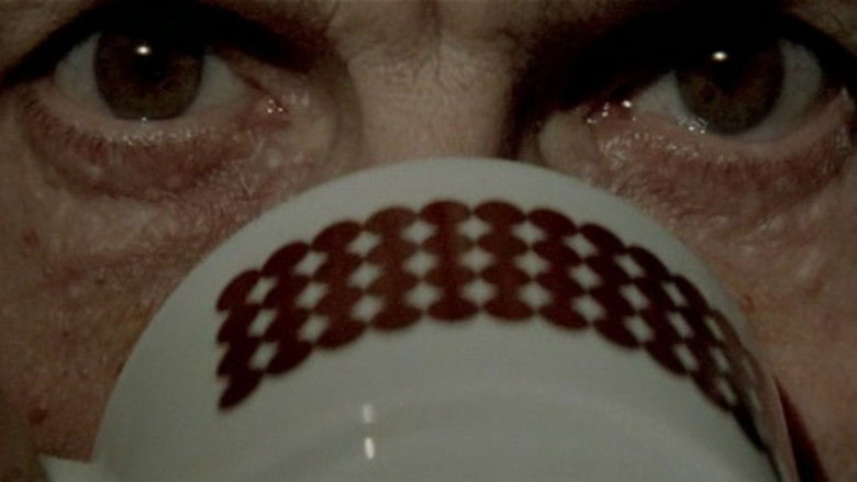 кадр из фильма Santos Palace