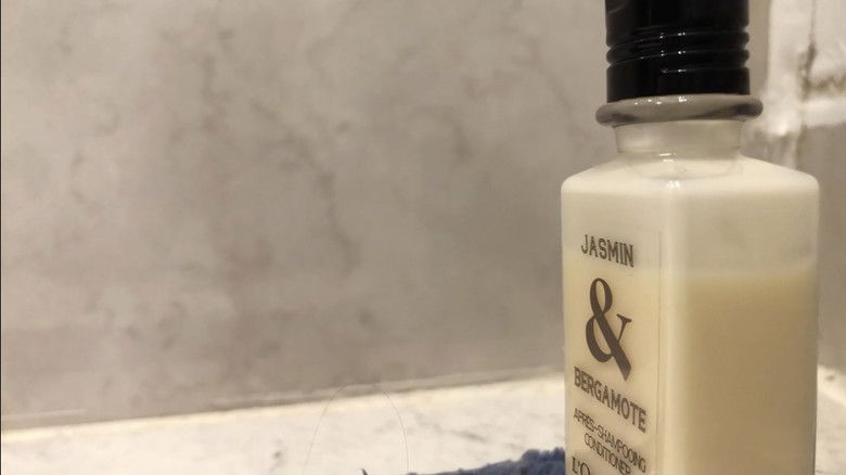 кадр из фильма Bob the Soap