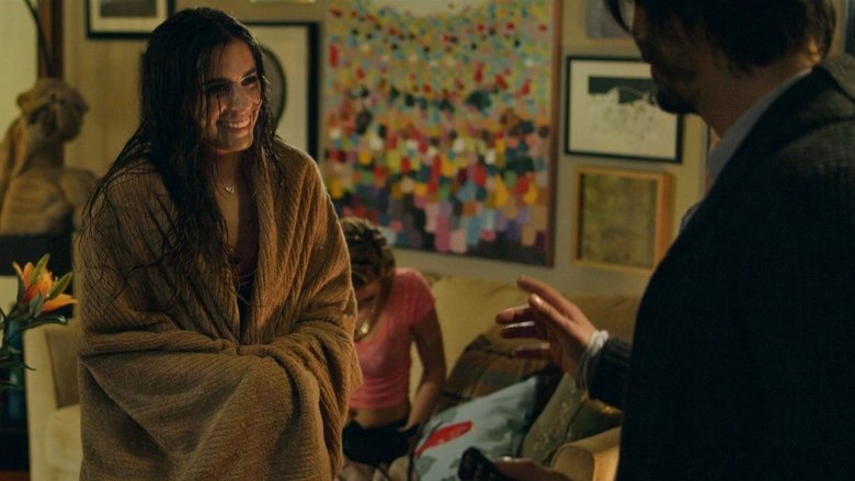 кадр из фильма Кто там?