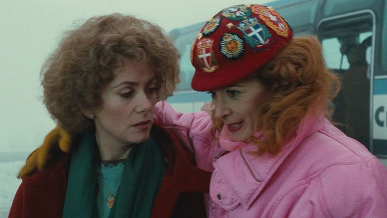 кадр из фильма Agent Trouble