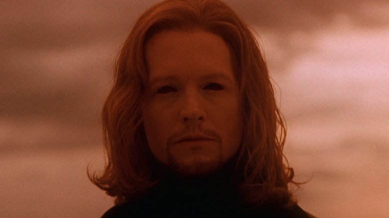 кадр из фильма Пророчество