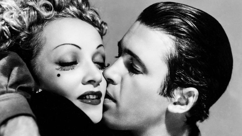 кадр из фильма Дестри снова в седле