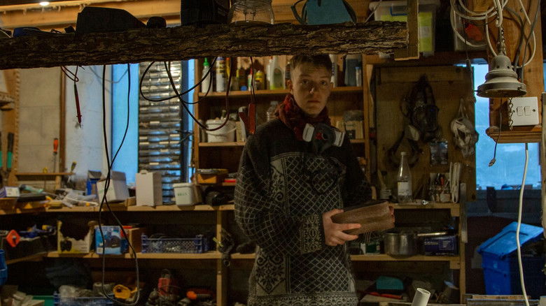 кадр из фильма The Box of the Hair Clippers