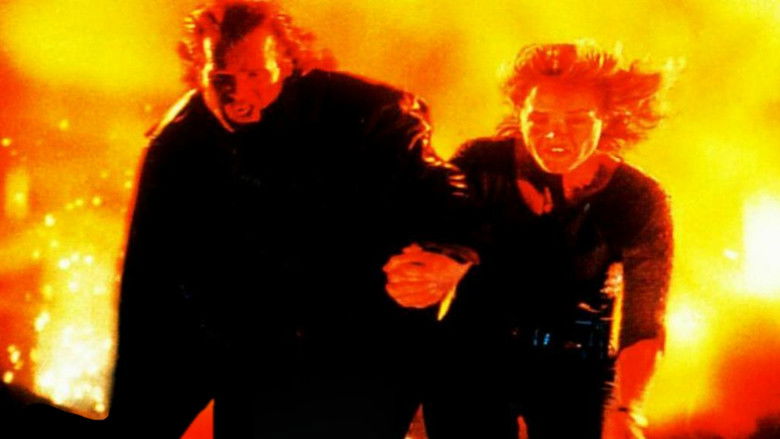 кадр из фильма Monolith