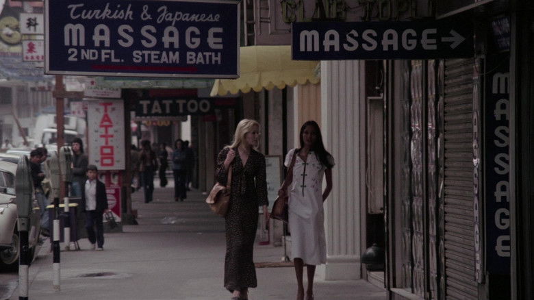 кадр из фильма Черная Эммануэль в Японии