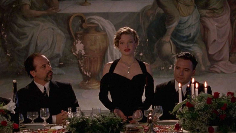 кадр из фильма Закон противоположностей