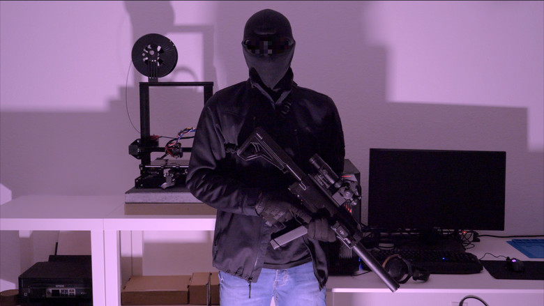 кадр из фильма Plastic Defence