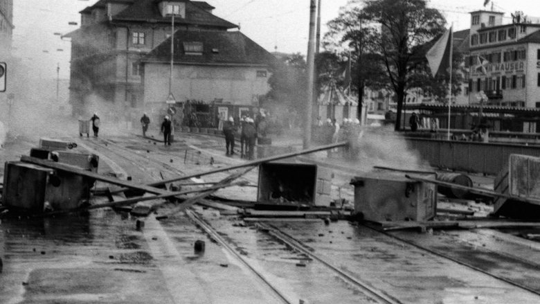 кадр из фильма Züri brännt